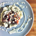 Lachssteack mit Zitronen-Mandelbutter auf Blumenkohlpürree