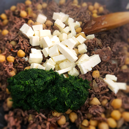 Oriental Bowl Spinat und Feta unterr&uuml;hren