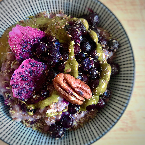 Rezept pinkes heidelbeer porridge