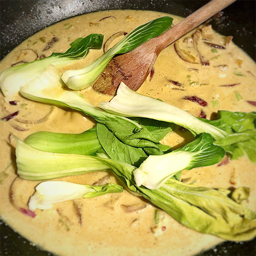 Reisnudel Curry Pak Choi